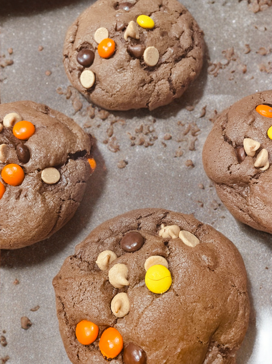 Reese’s Stuffed Cookies
