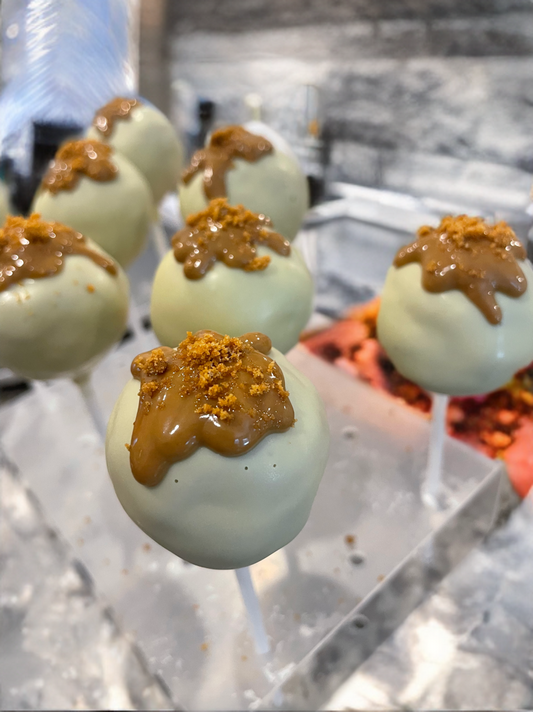 Cookie Butter Cake Pops